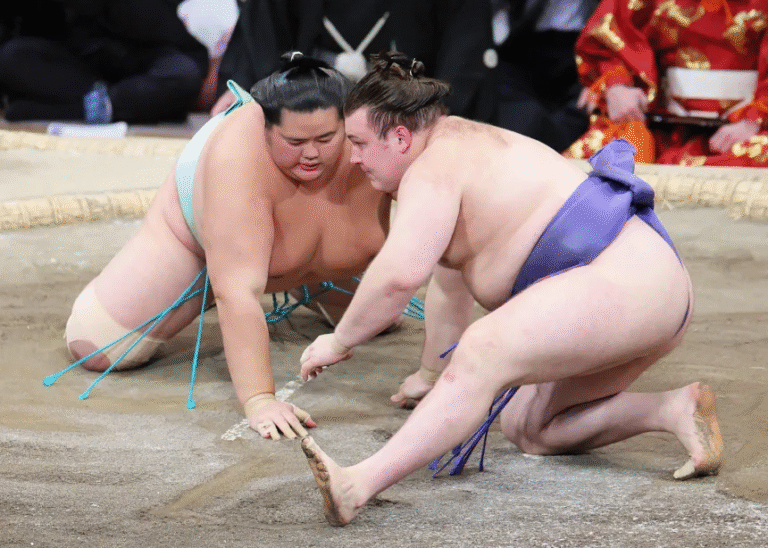 Pengungsi Ukraina yang melarikan diri dari perang memenangkan kompetisi gulat sumo tingkat atas di Jepang